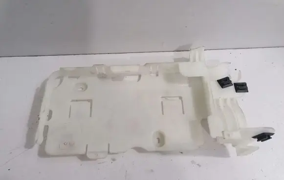 BMW 5 G30 G31 Other engine bay part 9331164