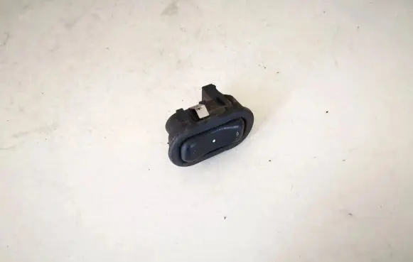 Opel Zafira A Electric window control switch 13363100