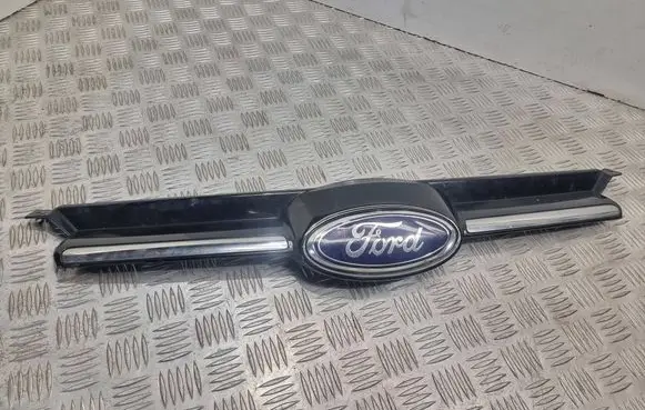 Ford Focus Front bumper upper radiator grill BM518A133C