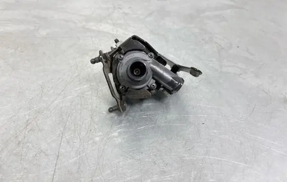 Audi A6 S6 C7 4G Electric auxiliary coolant/water pump 4G0133567B
