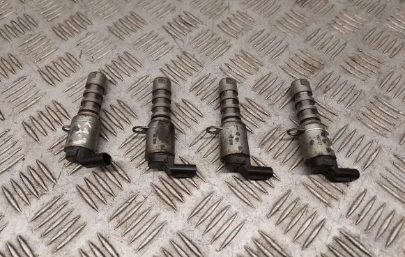 Audi A7 S7 4G Camshaft vanos timing valve 06E257N