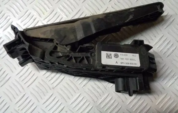Skoda Octavia Mk2 (1Z) Accelerator throttle pedal 1K1721503L 6PV00860000