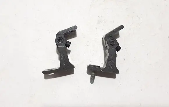 Audi Q7 4M Front door upper hinge 8S0833407A