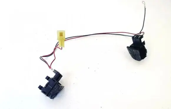 Chevrolet Nubira Steering wheel buttons/switches 