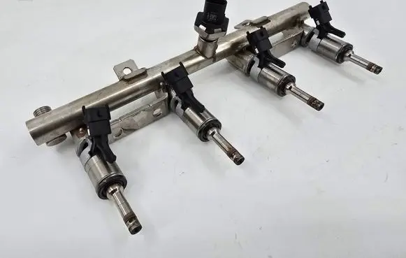 Peugeot 508 Fuel injection system set 9818760580 9814468180