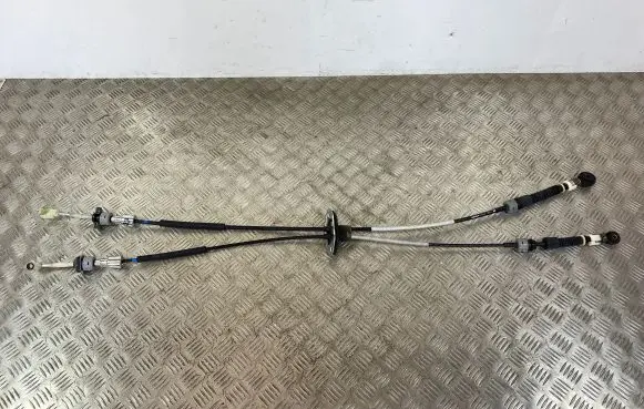 KIA Sportage Gear shift cable linkage 43790N7100