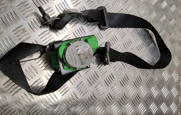 Toyota Yaris Front seatbelt 3063559 305563199F 3063560