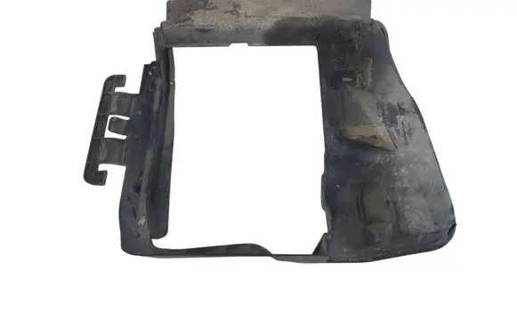 Peugeot 308 Intercooler air channel guide 9677363980