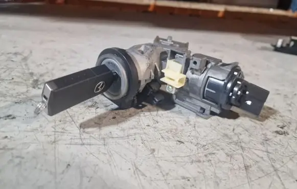 Mazda 6 Ignition lock GS1D66938A