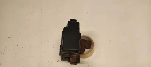 KIA Sportage Relay mounting block 