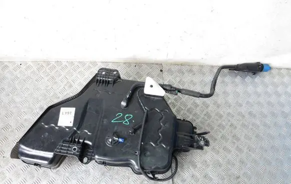 Audi Q3 8U AdBlue liquid reservoir 5N0131877D