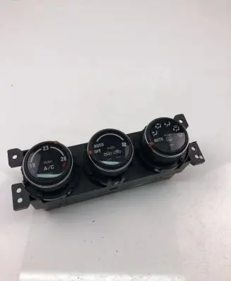 Suzuki Liana Climate control unit 3951059J51