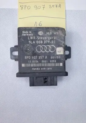 Audi A3 S3 8P Light module LCM 8P0907357A
