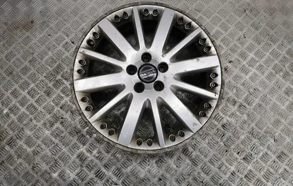 Volvo XC90 R18 alloy rim 