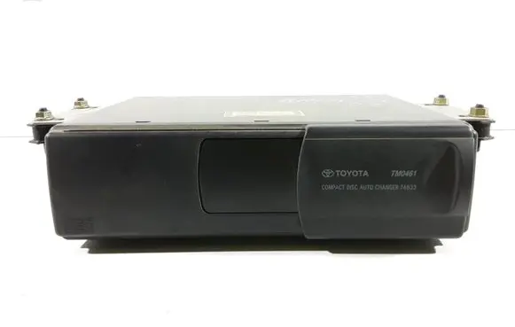 Toyota RAV 4 (XA20) CD/DVD changer 0860100911 TM0461 74833