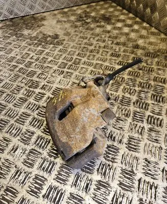 Volkswagen PASSAT B5 Front brake caliper 8E0615123