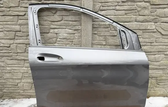 Mercedes-Benz B W246 W242 Front door A2467222416