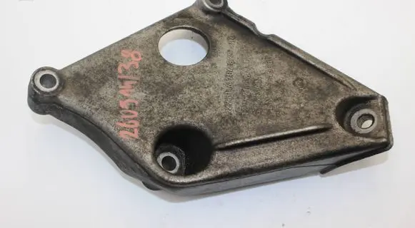 BMW X3 F25 Engine mounting bracket 6784825 13992010