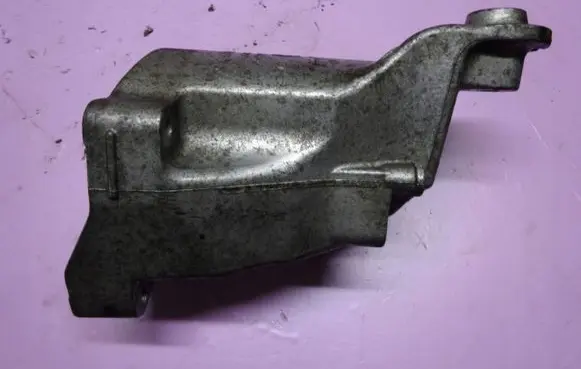 Mercedes-Benz Vito Viano W639 Engine mounting bracket A6512234404
