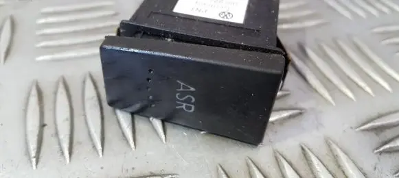 Traction control (ASR) switch