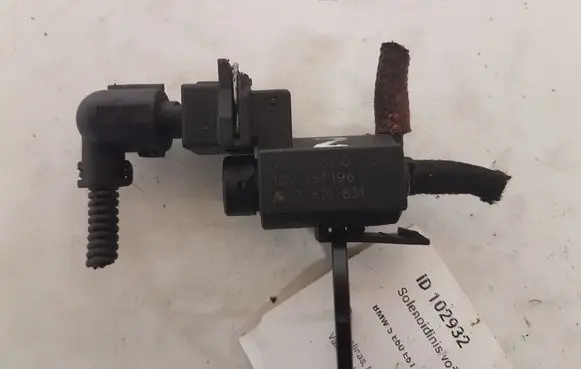 BMW 5 E60 E61 Turbo solenoid valve 70231800 7810831