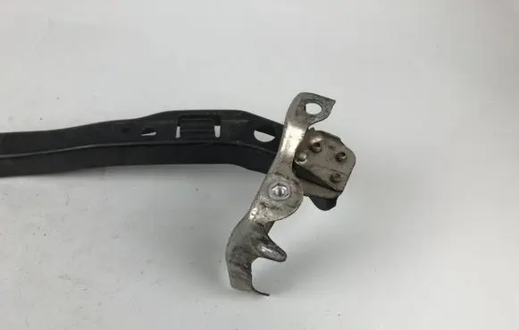 Subaru Legacy Headlight/headlamp mounting bracket