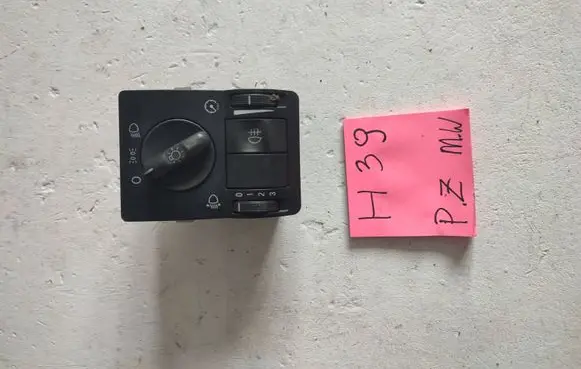 Opel Corsa C Light switch 9116613