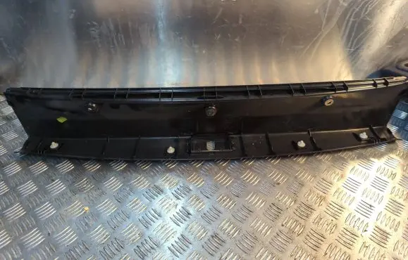 Audi A8 S8 D3 4E Trunk/boot sill cover protection 4E0863471B
