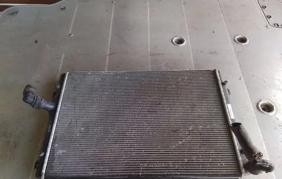 Skoda Yeti (5L) Coolant radiator 1K0121251DM