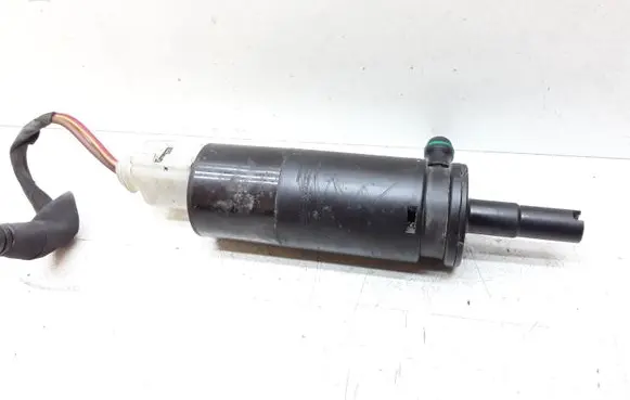 Mercedes-Benz C W204 Headlight washer pump 2108691221