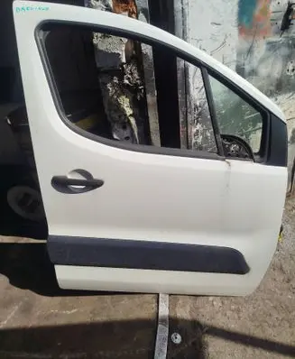 Citroen Berlingo Front door 