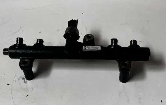Peugeot 508 Fuel main line pipe 968190968003