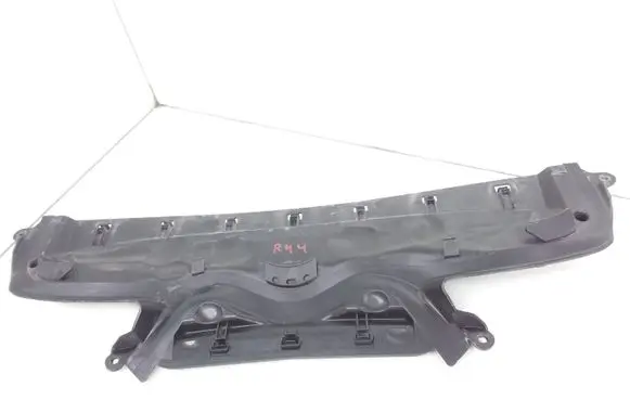 Mercedes-Benz E W211 Other engine bay part A2118800236