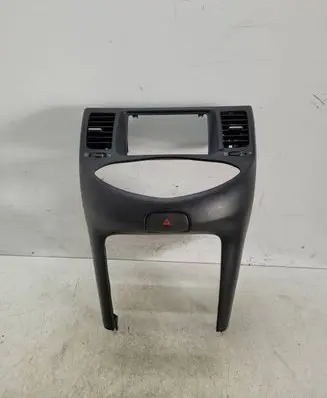 Nissan Almera Tino Dashboard center trim panel 68260