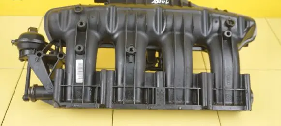Volkswagen PASSAT CC Intake manifold 06J133185AR BZB