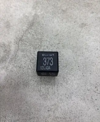 Audi A4 S4 B7 8E 8H Other relay 8D0951253A PA66GF30 2270501