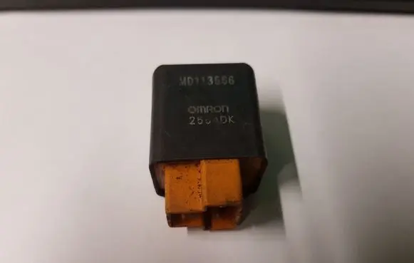 Mitsubishi Pajero Sport I Other relay MD113566