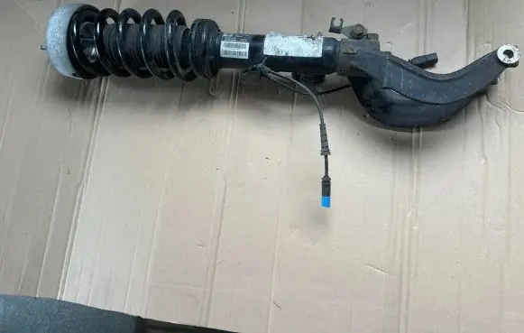BMW X5 F15 Front shock absorber with coil spring 6863174 10541310 F15V110H