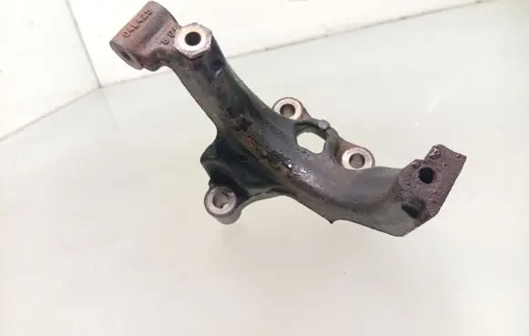 Volkswagen Golf VII EGR valve cooler bracket 04L425