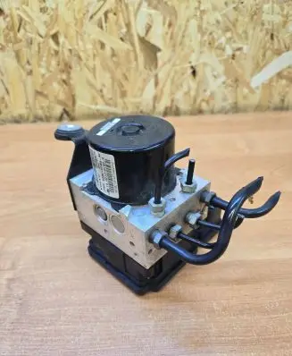 Volvo V70 ABS Pump 30681619 000404972C1 10092604053