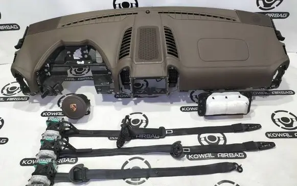 Porsche Cayenne (92A) Set of seat belts 7P5857003 7P5888138684 7P5880201
