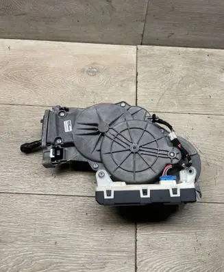 Mercedes-Benz E W213 Tailgate/trunk/boot lift motor A2137605600 00357161