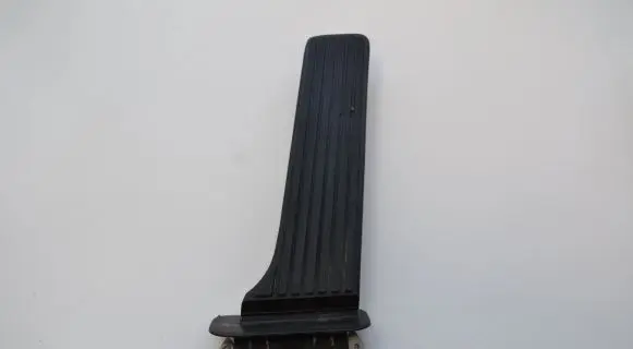 Lexus LS 460 - 600H Accelerator throttle pedal