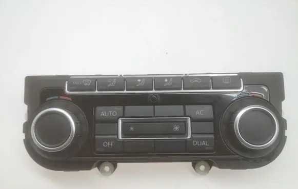 Volkswagen Tiguan Climate control unit 5K0907044BS