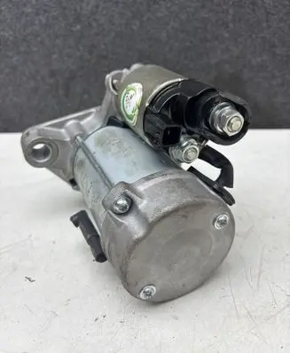 Honda CR-V Starter motor 