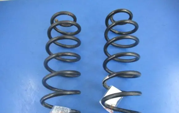 Volkswagen Golf Plus Rear coil spring