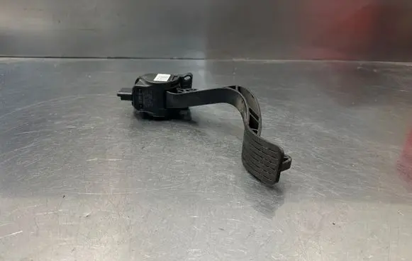 Peugeot 5008 Accelerator throttle pedal 0280755167
