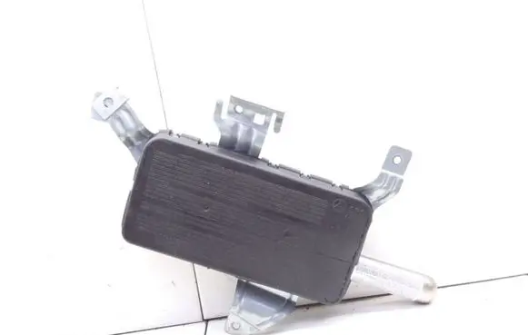 Mercedes-Benz C W203 Front door airbag A2038602505 30320412C