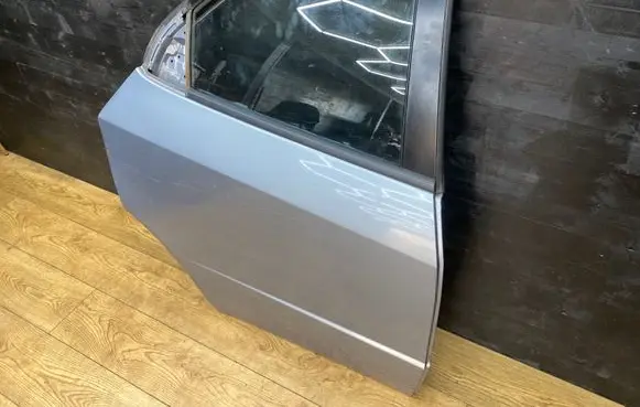 Honda Civic Rear door