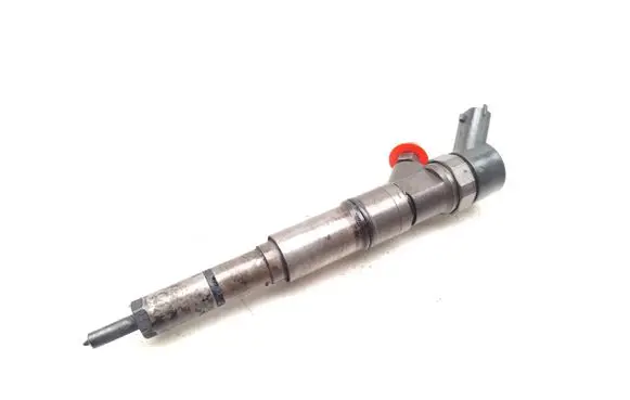 BMW X5 E53 Fuel injector 7785984 0445110047
